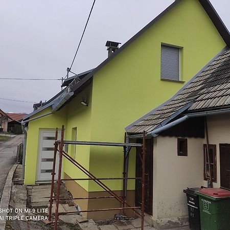 Nice 2 rooms apartment in beautiful Carinthia Feistritz im Rosental Exterior foto